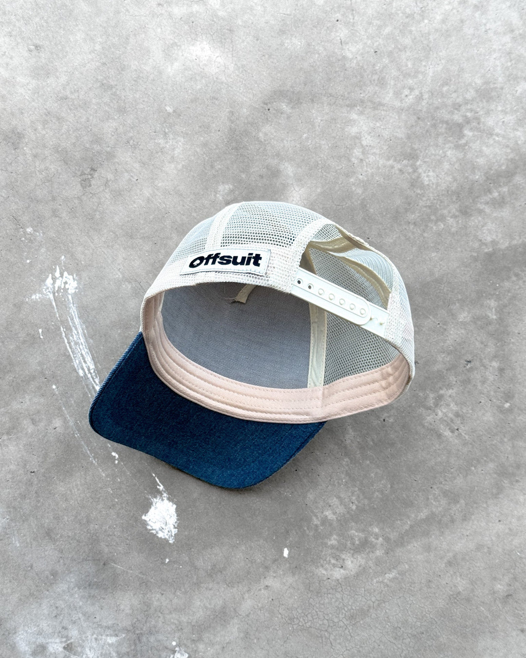 SLOWROLLER TRUCKER